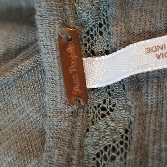 Free People Top Size S EUC - Picture 6 of 7